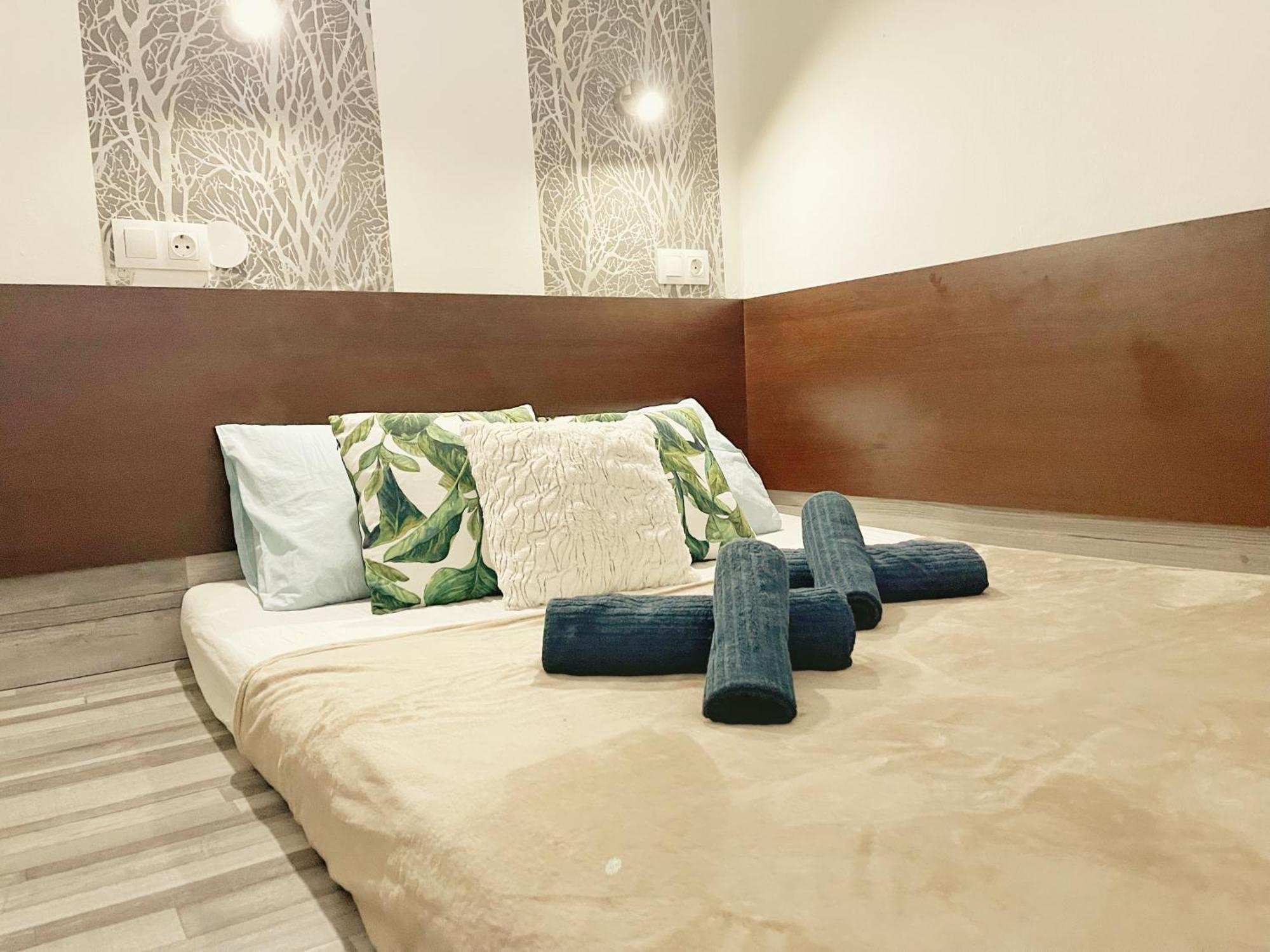 Rio'S Stylish Central Flats Budapest Room photo